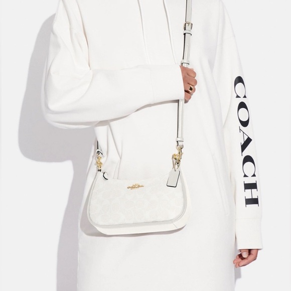 NWT Coach Teri Shoulder Bag  & Detached Strap - Picture 2 of 16